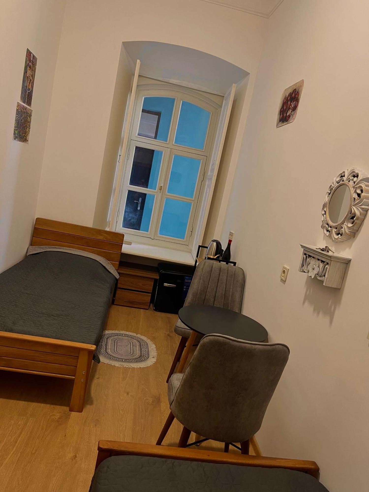 Salomes Guest Room Тбілісі Екстер'єр фото