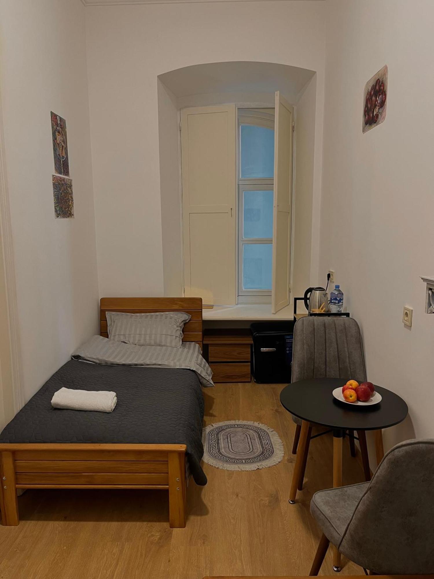 Salomes Guest Room Тбілісі Екстер'єр фото